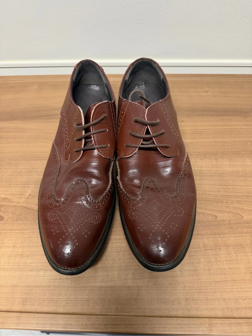 Men's Brown Leather Wingtip Dress Shoes Size 11 (EU 44) Oxfords